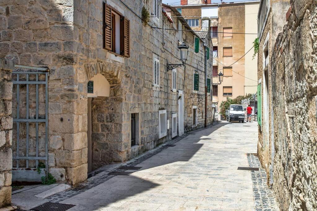 Diva 1,Stylish Old Town Studio Apartment Near Beach سبليت المظهر الخارجي الصورة