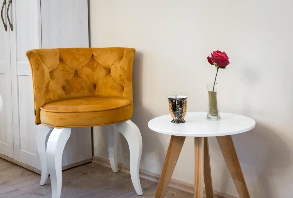 Diva 1,Stylish Old Town Studio Apartment Near Beach سبليت المظهر الخارجي الصورة